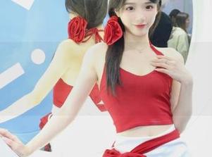尽情享受泥泥汝的摄影风格，观看最新秘书图包，沉醉在美丽中！.txt