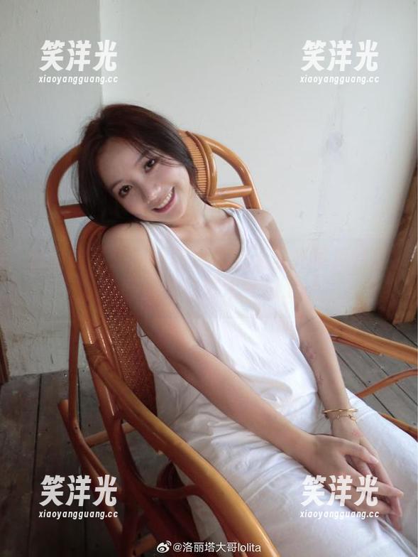 洛丽塔大哥 套装故事:洛丽塔大哥的无圣光写真套图,感受独特艺术气息.txt