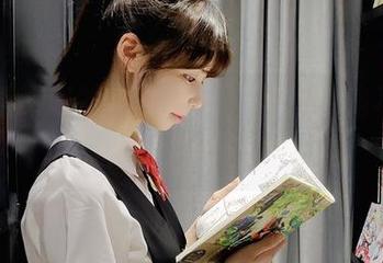 爱老师phd的旅拍写真，带你领略不一样的风景与独特资源.txt
