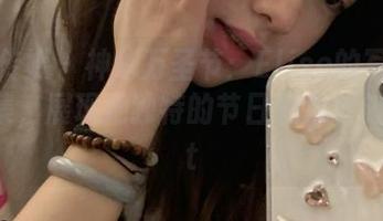 物恋传媒 – 神秘万圣节：Elise的写真照片合集，展现她独特的节日魅力与创意.txt