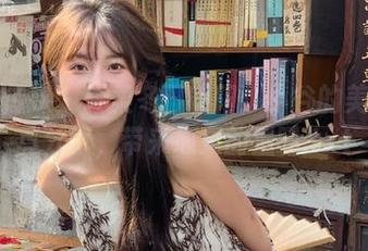 物恋传媒 – 轻柔冬日暖阳：小谷的美图写真分享，带来心灵的温暖.txt