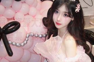猫九酱照片资源大揭秘：她的“秘书”写真合集，绝对值得收藏.txt