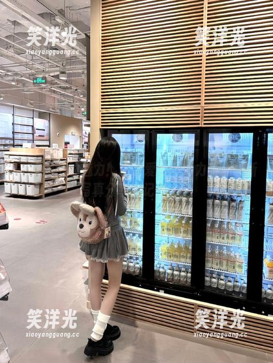 一览无余的魅力！白莉爱吃巧克力甜心最新写真分享全记录.txt