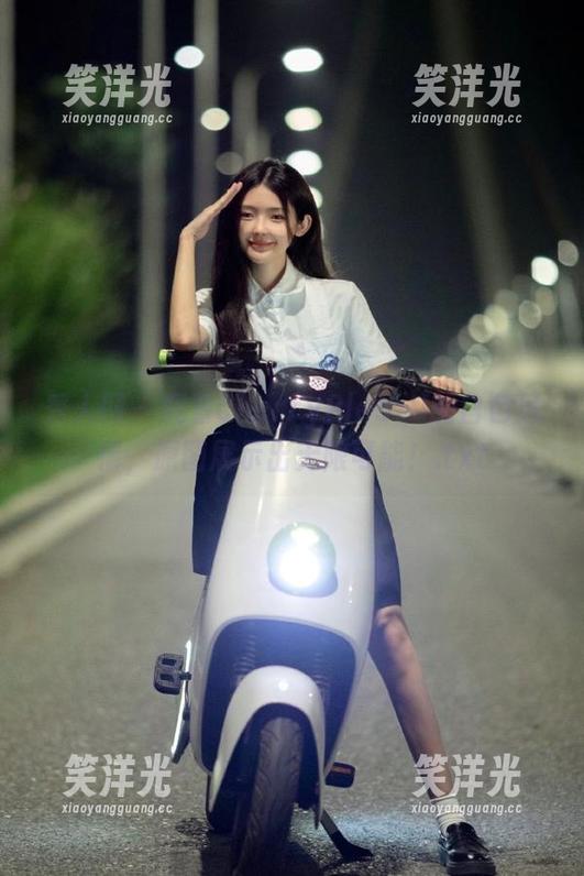 秀人网-CherryBlessU 秀人网 - 观看CherryBlessU的白色风情,原图展示出无限可能!.txt