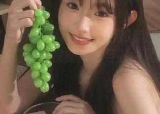 秀人网 – Miko酱的精美自拍套图火热更新，不容错过的视觉盛宴与时尚风格！.txt