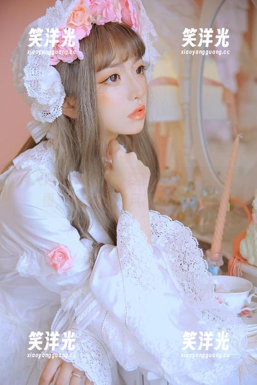 秀人网 - Nancy小姿的在线吊带写真原图，用自嘲述说风格与态度.txt