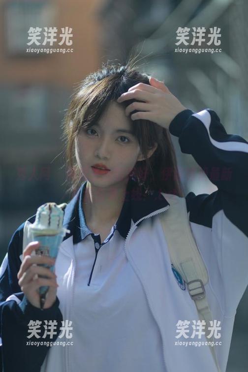 秀人网-伊诺 秀人网 - 捕捉生活的美好,伊诺姐姐最新美图合集上线!.txt