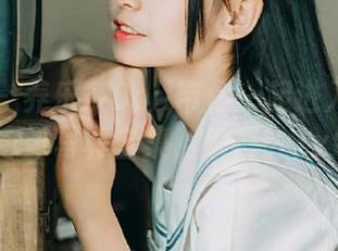 秀人网 – 养乐多Doll带你一起进入圣诞的奇妙写真全集，来吧！.txt