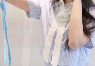秀人网 – 随夏诗雯Sally踏入白裙世界，享受写真资源的视觉盛宴！.txt