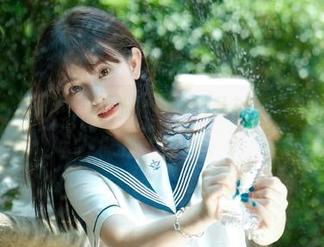 秀人网 – 一起享受夏雪爱私拍兔女郎的魅力，精美图片让你爱不释手.txt