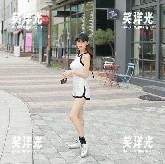 秀人网 - 奶酥独家套图更新：温柔气质尽显，演绎不一样的她.txt