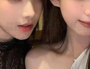 秀人网 – 娜露selena与天使的双人套图合集，展现温柔与梦幻的完美融合.txt