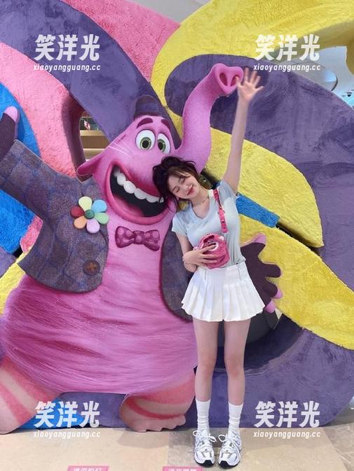 秀人网-小逗逗 秀人网 - 给你一个与小逗逗教室一起学习的机会,图包资源尽在掌握!.txt