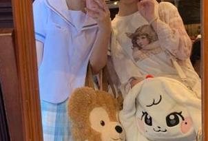 秀人网 – 徐莉芝Booty穿上水手服的私房图包，展现青春活力与妩媚风情！.txt