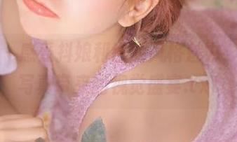 秀人网 – 感受抖娘利世的风格魅力，牛仔裤写真带来的视觉盛宴.txt