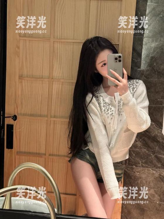 秀人网-王紫琳 秀人网 - 王紫琳裸足照片合集:她的足迹,是真正的行走的艺术展览!.txt