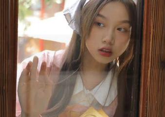秀人网 – 精彩不断！美七Mia姐姐的写真精选带你进入梦幻世界！.txt