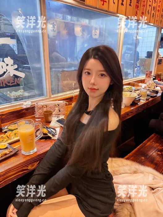 秀人网 - 葛征净高184cm的办公室：原图与图册，让你重新定义工作非洲风情！.txt