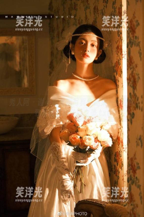 秀人网 - 谢小蒽美腿写真作品集：探寻精致与优雅的资源之美.txt