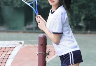 秀人网 – 软软爱吃肉JK全新写真图片更新，让你感受青春的绚丽色彩！.txt