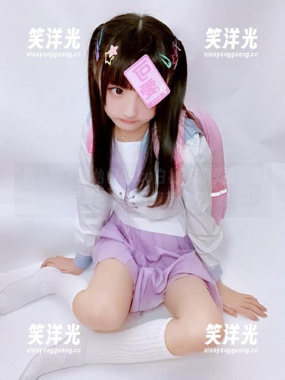 秀人网 - 陈怡曼coco白裙高清原图，唯美写真捕捉夏日清新气息.txt