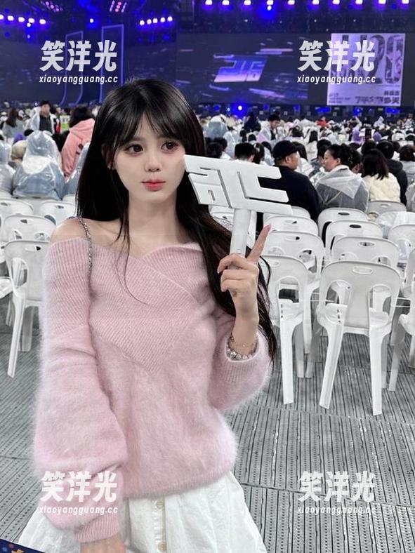 秀人网-顾楚楚 秀人网 - 顾楚楚婚纱图集中最美瞬间,免费下载,尽情收藏视界之美!.txt