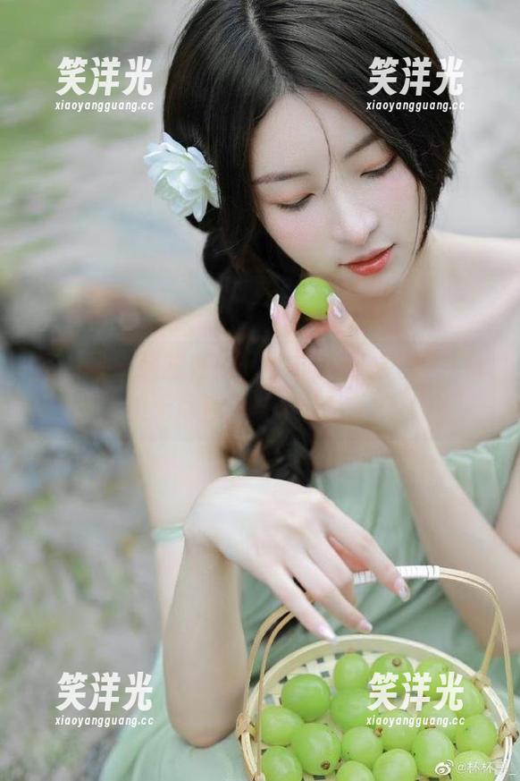 秀人网-黎苏苏 秀人网 - 原图在线:黎苏苏皮衣写真,释放无尽魅力与个性!.txt