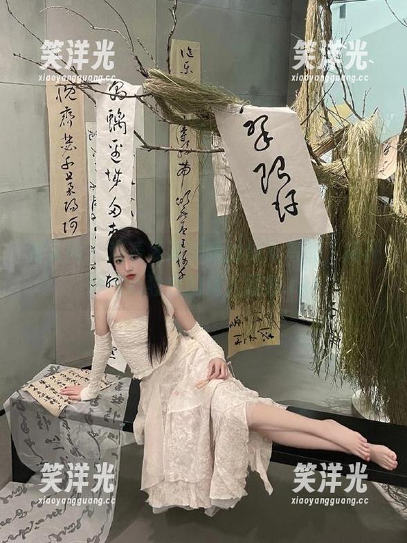 秀人网-龙泽美曦 秀人网 - 观看龙泽美曦的修女写真,揭开她内心独白的迷人面纱.txt