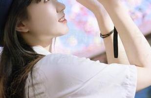 紧急企划 – 探索小婕的油亮照片：每一幅作品背后的故事与情感.txt