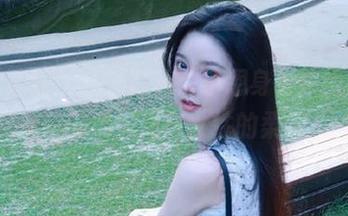 紧急企划 – 高清写真：小恩身着体操服，尽显运动的灵动与女性的柔美.txt