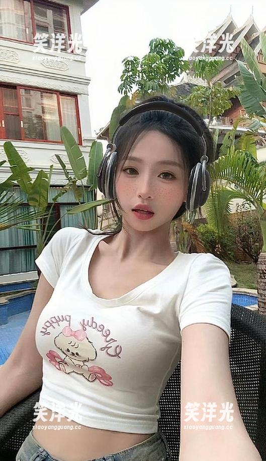 绮梦摄影-子涵 绮梦摄影 - 白裙定制写真图集:子涵带你走进轻盈梦幻的世界.txt
