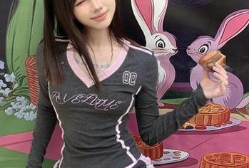 美媛馆 – luna张静燕圣诞快乐图包：多元风格尽在这一系列合集.txt