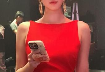 美媛馆 – 小魔女奈奈的定制写真，秘书的魅力与日俱增！.txt