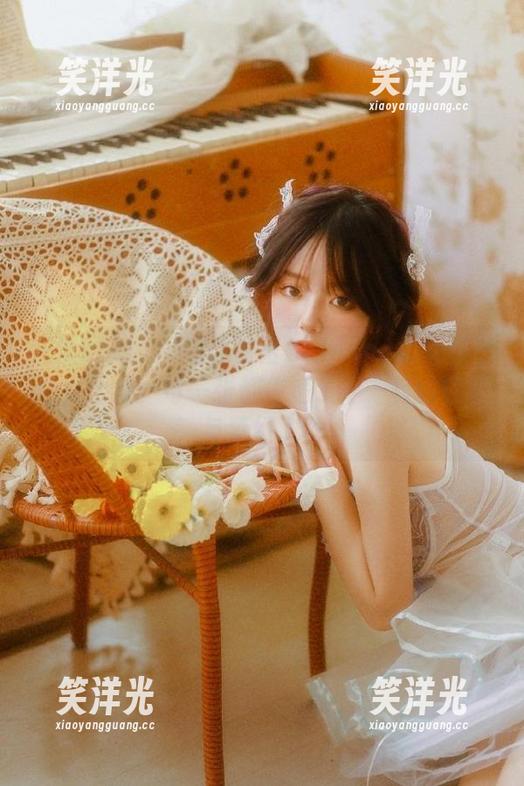 花漾show - 追寻许诺Sabrina兔女郎的写真合集：每一张都传递了不一样的性感与梦幻.txt