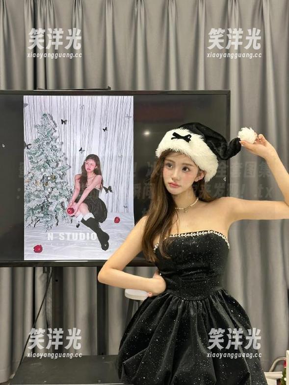 蜜桃社 - 夏日限定！冰露比基尼全套图集：热情四溢的性感瞬间，等你来发现！.txt