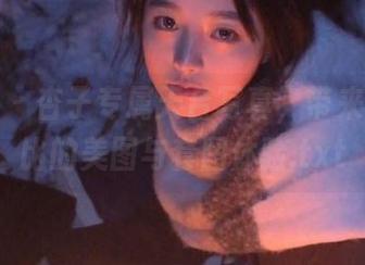蜜桃社 – 杏子专属天台写真，带来无与伦比的美图与套图体验.txt