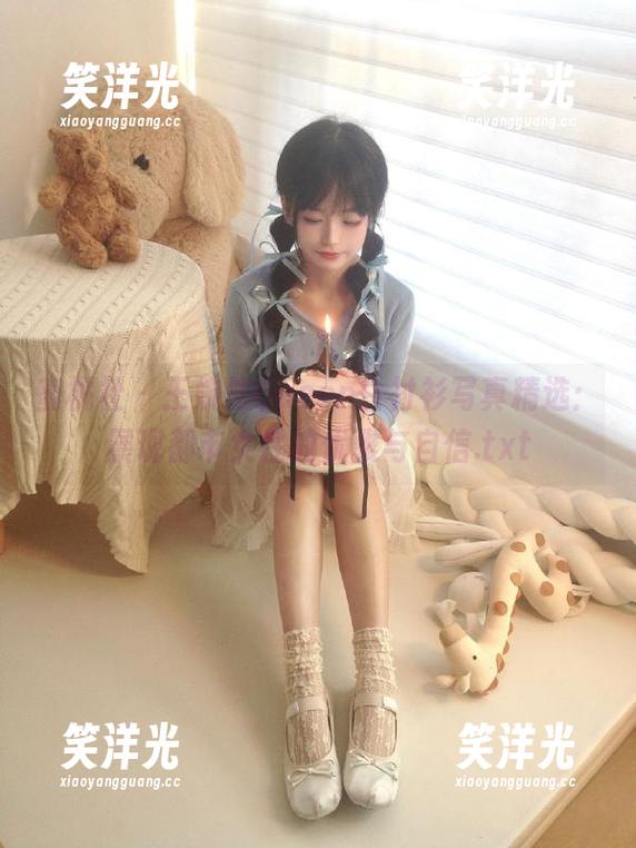 蜜桃社 - 王婉悠Queen白衬衫写真精选：展现都市女性的优雅与自信.txt