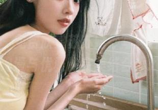 袜啵啵 – 免费欣赏苏苏婚纱写真合集，感受浪漫与优雅的完美结合！.txt