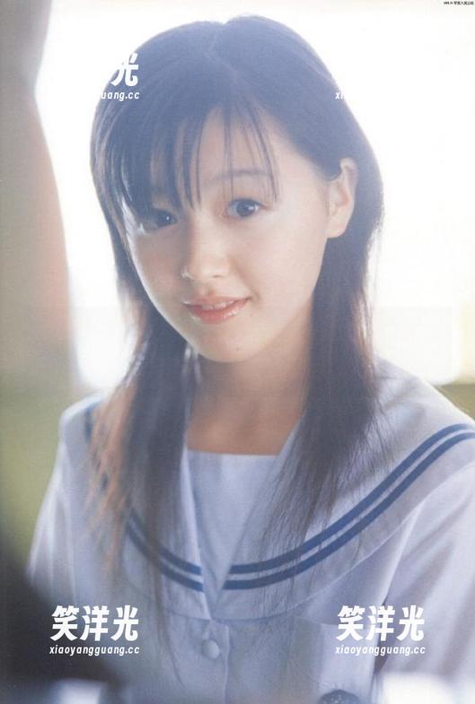 觅芙少女-小温 觅芙少女 - 欣赏小温精美纯白全套作品,艺术与自然的完美融合.txt