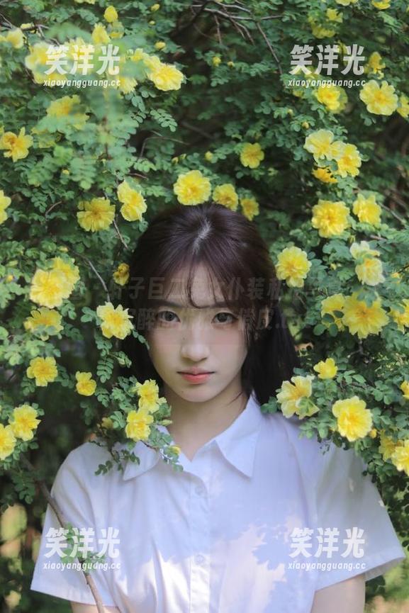 轩子巨二兔 微密圈 - 轩子巨二兔女仆装私拍写真:让你沉醉的优雅与俏皮.txt