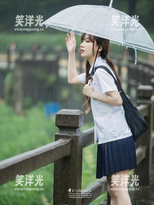 轻兰映画 黑丝女仆的魅力合集:轻兰映画为你呈现如梦如幻的视觉盛宴,欲罢不能!.txt
