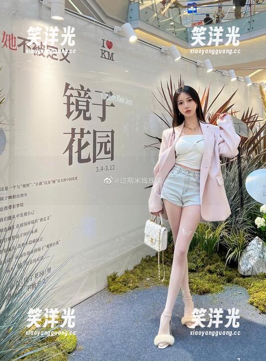 过期米线线喵的创作心路：每一幅奶牛写真美图都是故事的延续.txt