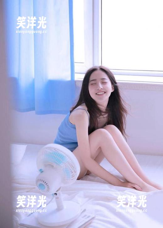 逐月Su网吧历险记图包精选：捕捉那些令人心动的瞬间.txt