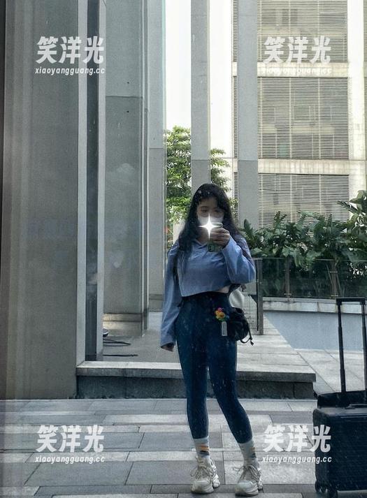 阿寨寨 惊艳四方的阿寨寨COS,秘书主题全新写真,快来下载你的心动时刻!.txt