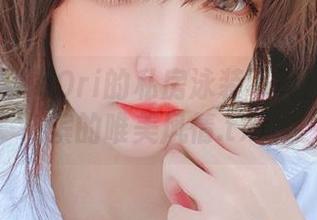 探秘阿薰kaOri的私房泳装写真：夏日海滨的唯美风情.txt
