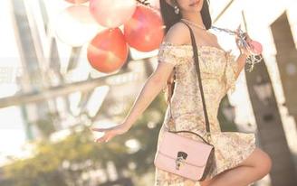 从白衬衫到风格诠释，雨波HaneAme的每张图片都是独特的cos时刻！.txt