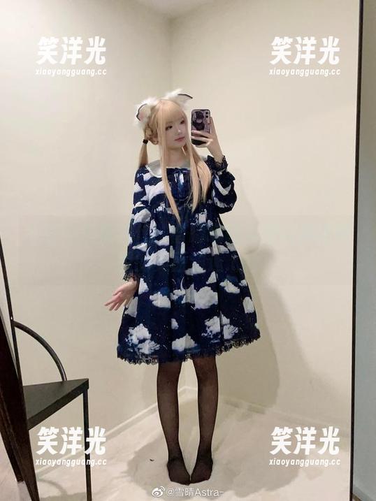 雪晴嘟嘟 私房写真新世代:雪晴嘟嘟与暗纹旗袍原图的美丽邂逅.txt