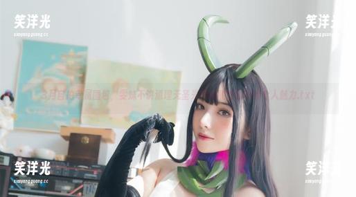 3月自拍专属图包，雯妹不讲道理无圣光风格展现独特的个人魅力.txt