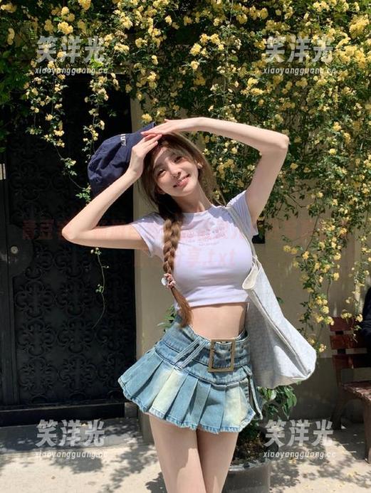 青豆客 - 畅游自然：娜依灵儿户外写真全集原图分享.txt