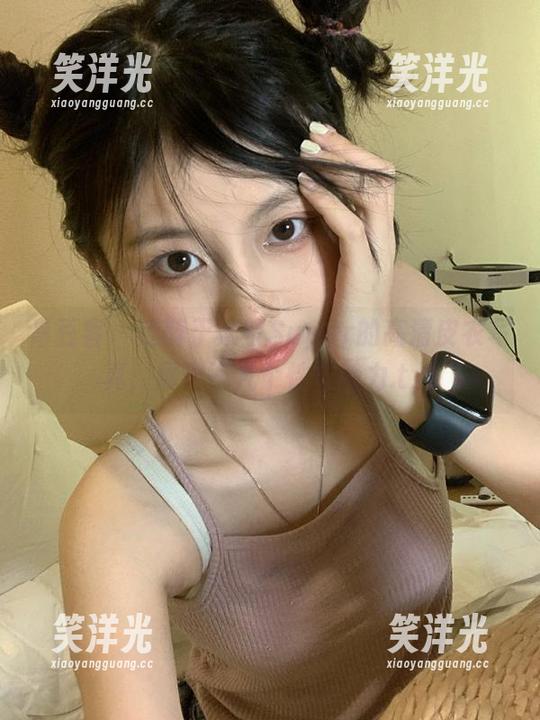 青豆客-梁莹Sugar 青豆客 - 迷醉于梁莹Sugar的高清皮衣写真,展现不凡个性与魅力.txt